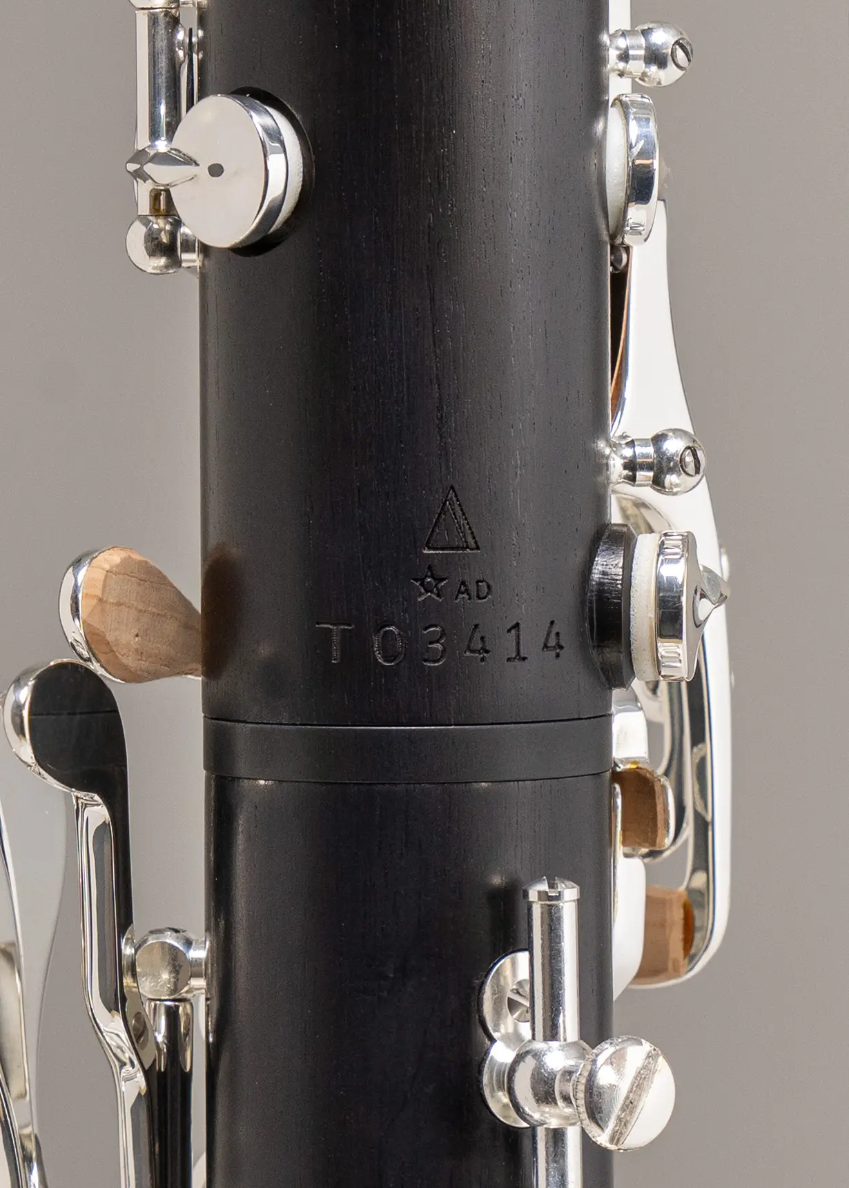 B16Presence2 HSP Professional Clarinet - zoomed in