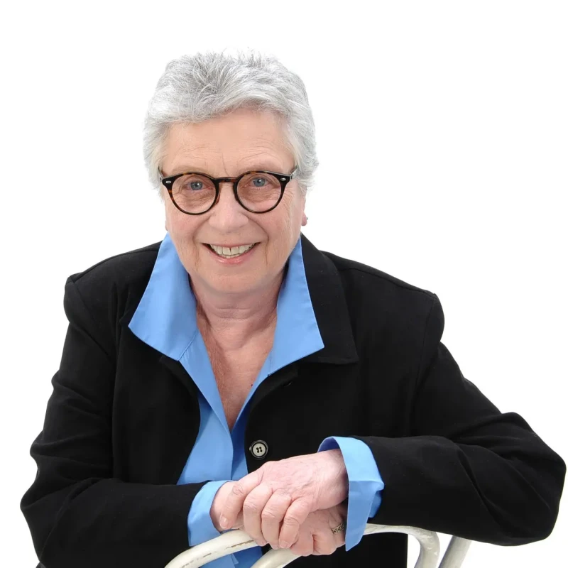 Portrait of Lynne Jackson