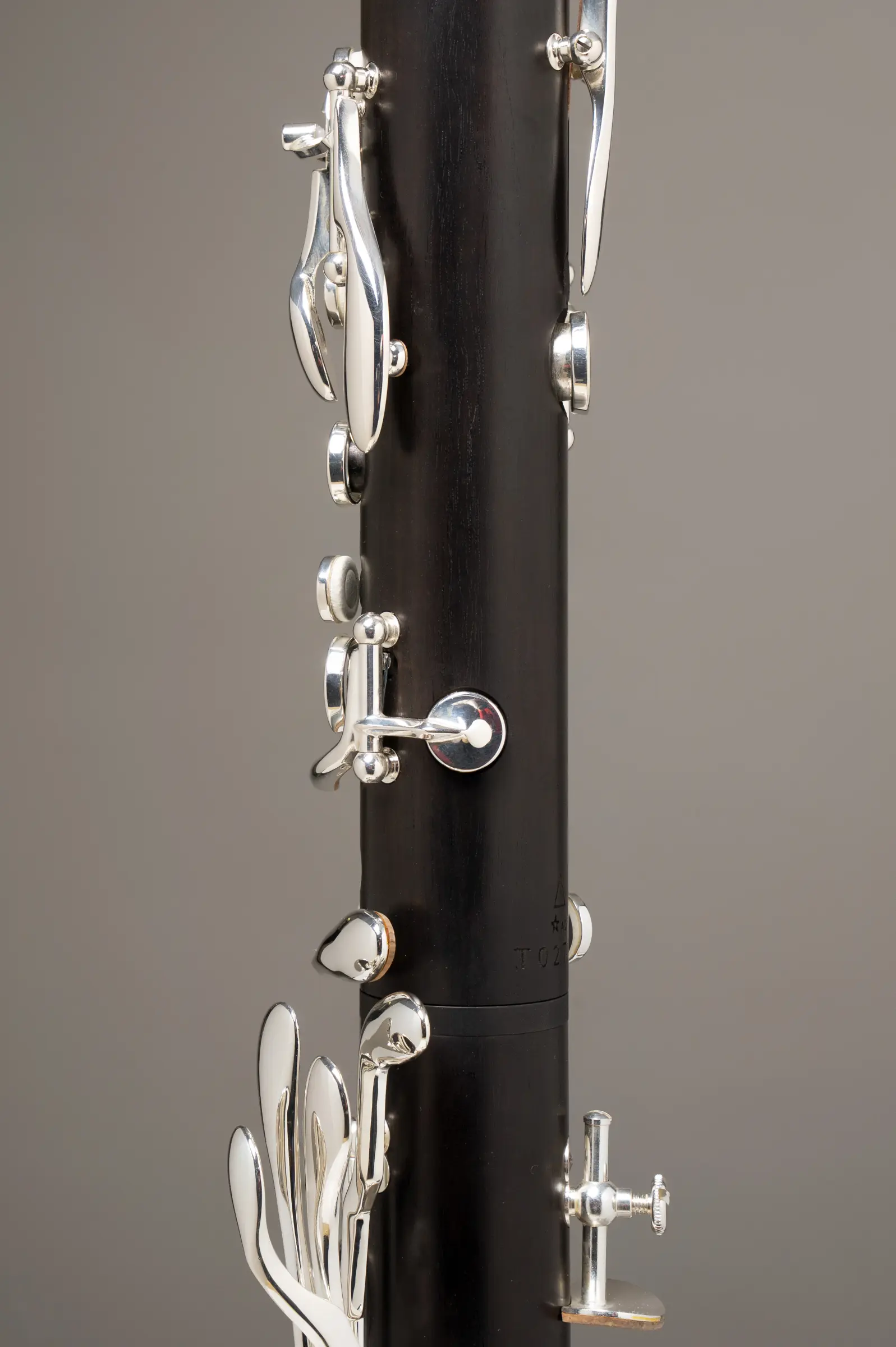 B16Presence218 HSP Professional Clarinet - zoomed in