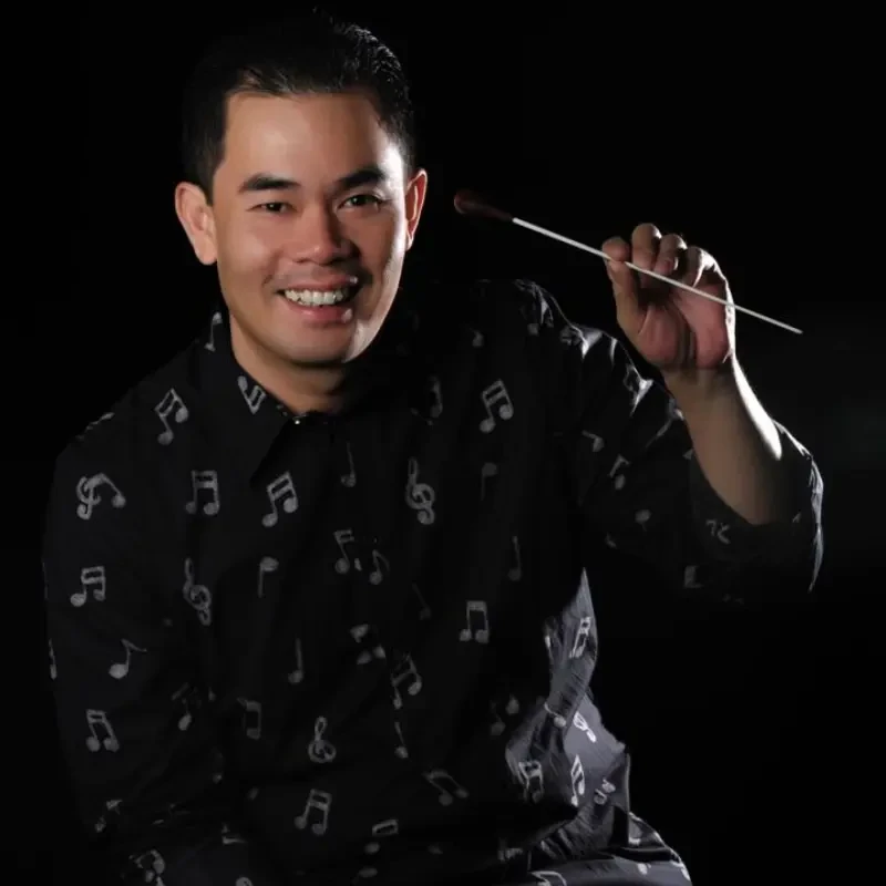 Portrait of Eric Lee