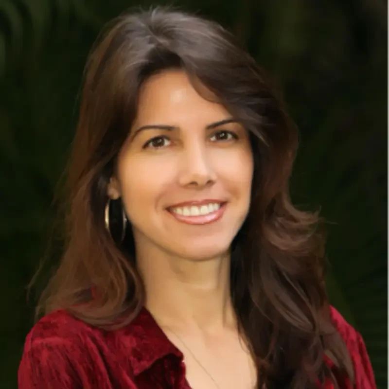 Portrait of Michele Fernández