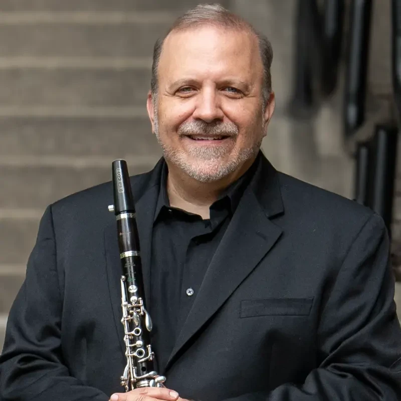 Portrait of Robert DiLutis
