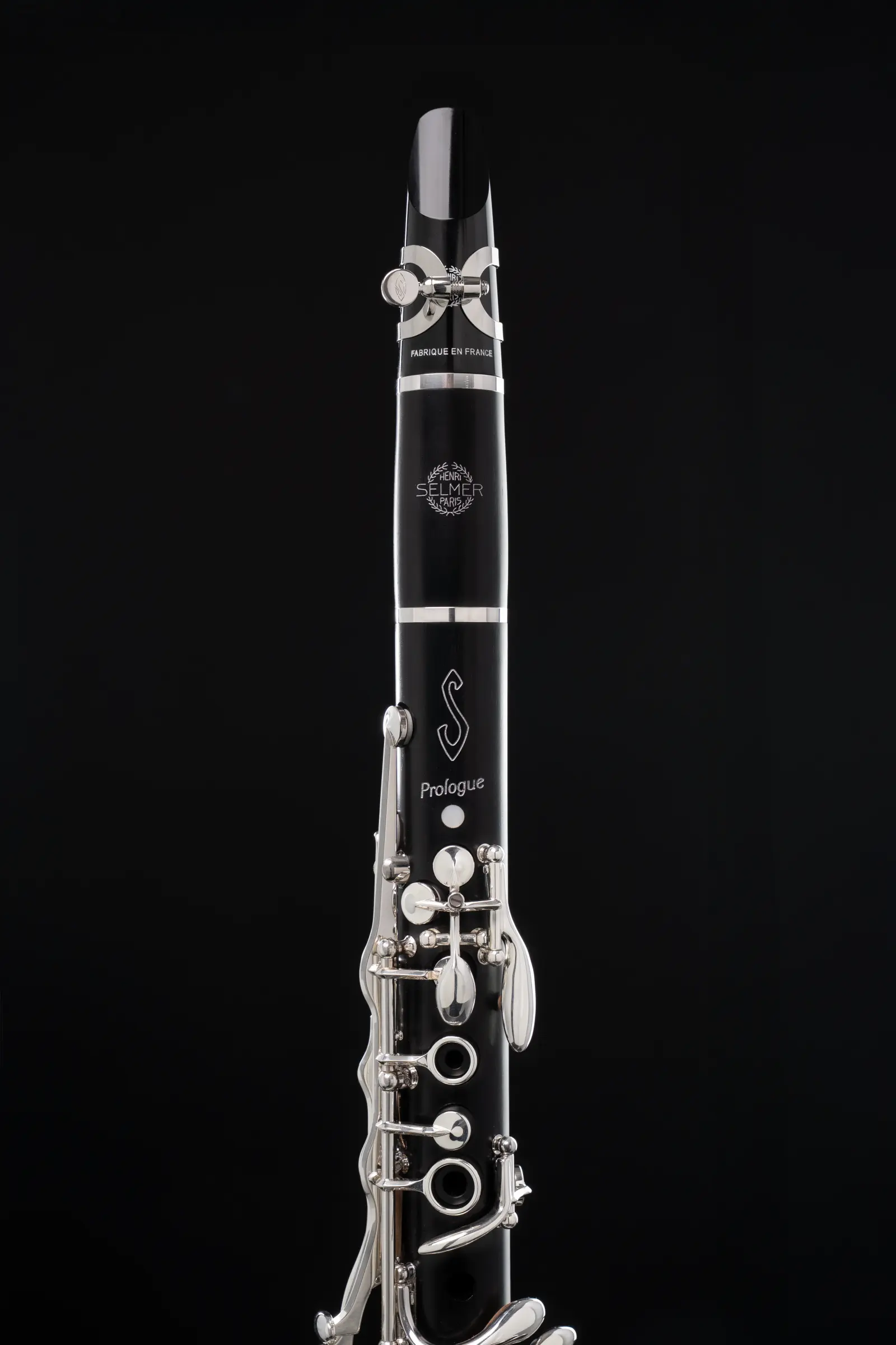 B16PROLOGUE2C Henry Selmer Paris Advanced Clarinet - zoomed in