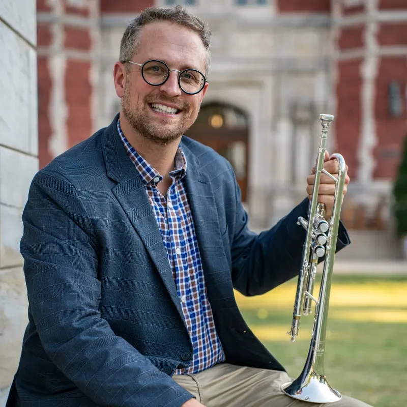 Portrait of Doug Lindsey