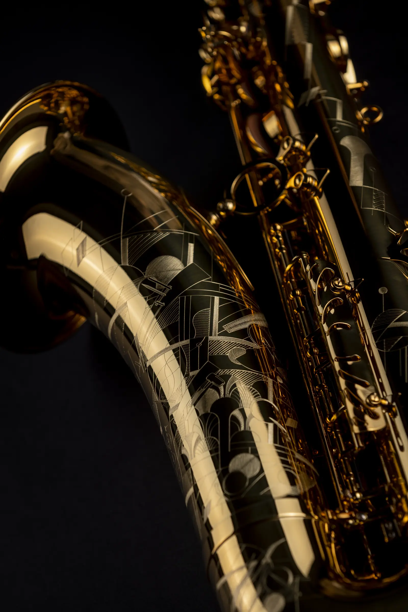 84SIG Selmer Professional Tenor Saxophone ArtShot - zoomed in