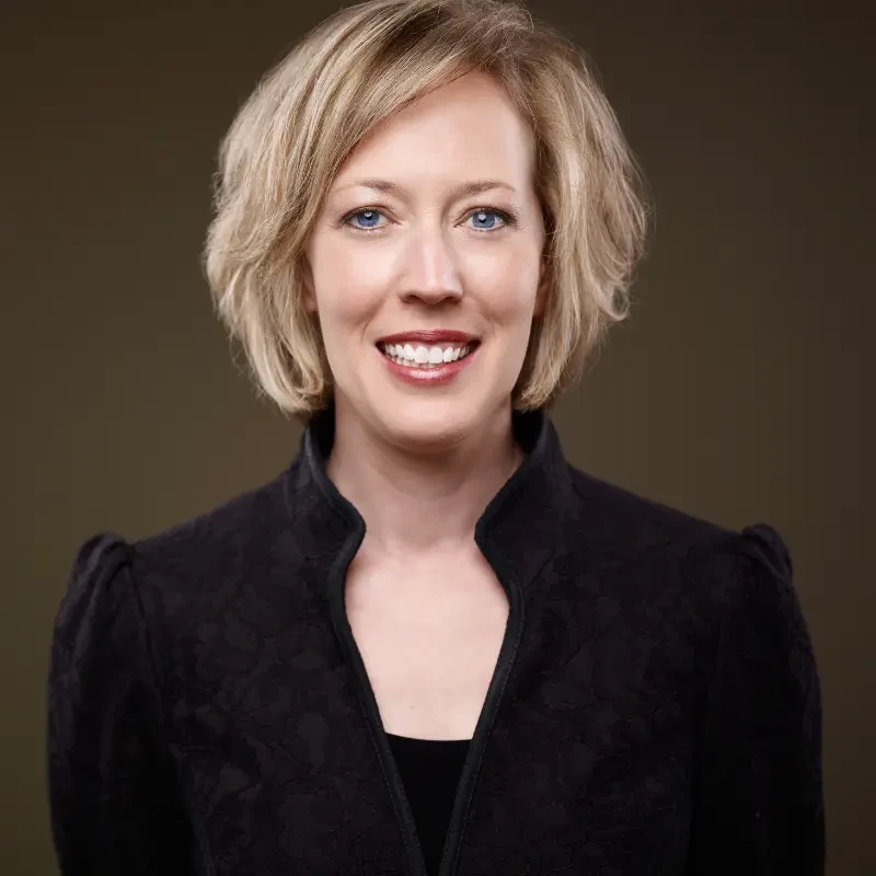 Portrait of Dr. Courtney Snyder