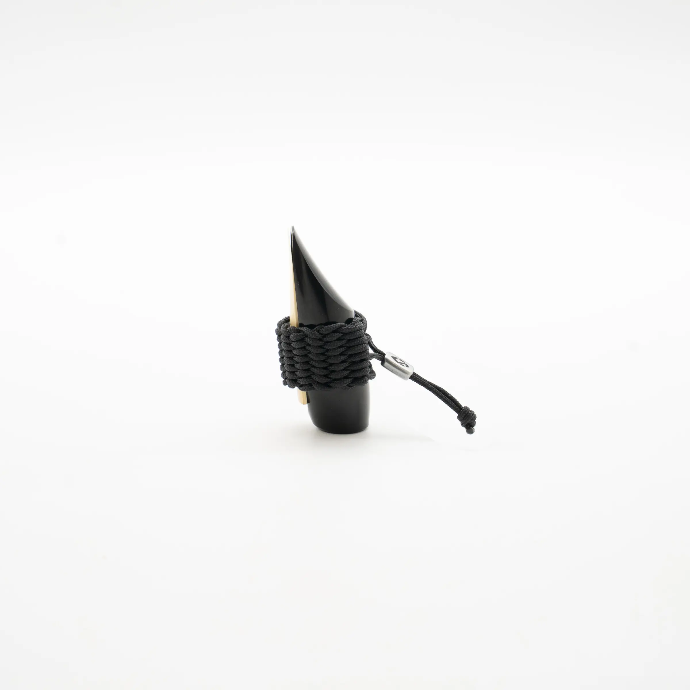 HSPFIBRASOPEBCL HSP SOPRANO EB CLAR Ligature - zoomed in