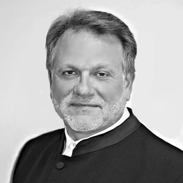 Portrait of Dr. Thomas McCauley